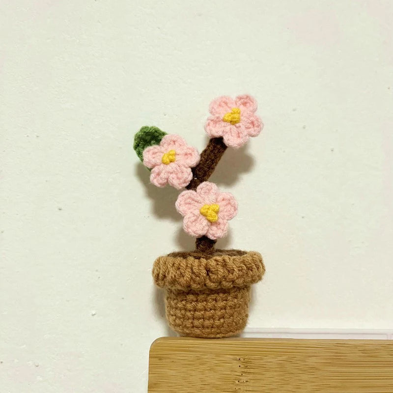 DIY Handwoven Mini Potted Flower Rose Office Desktop Ornamental Potted Plants Woolen Thread Finished Product Home Decoration