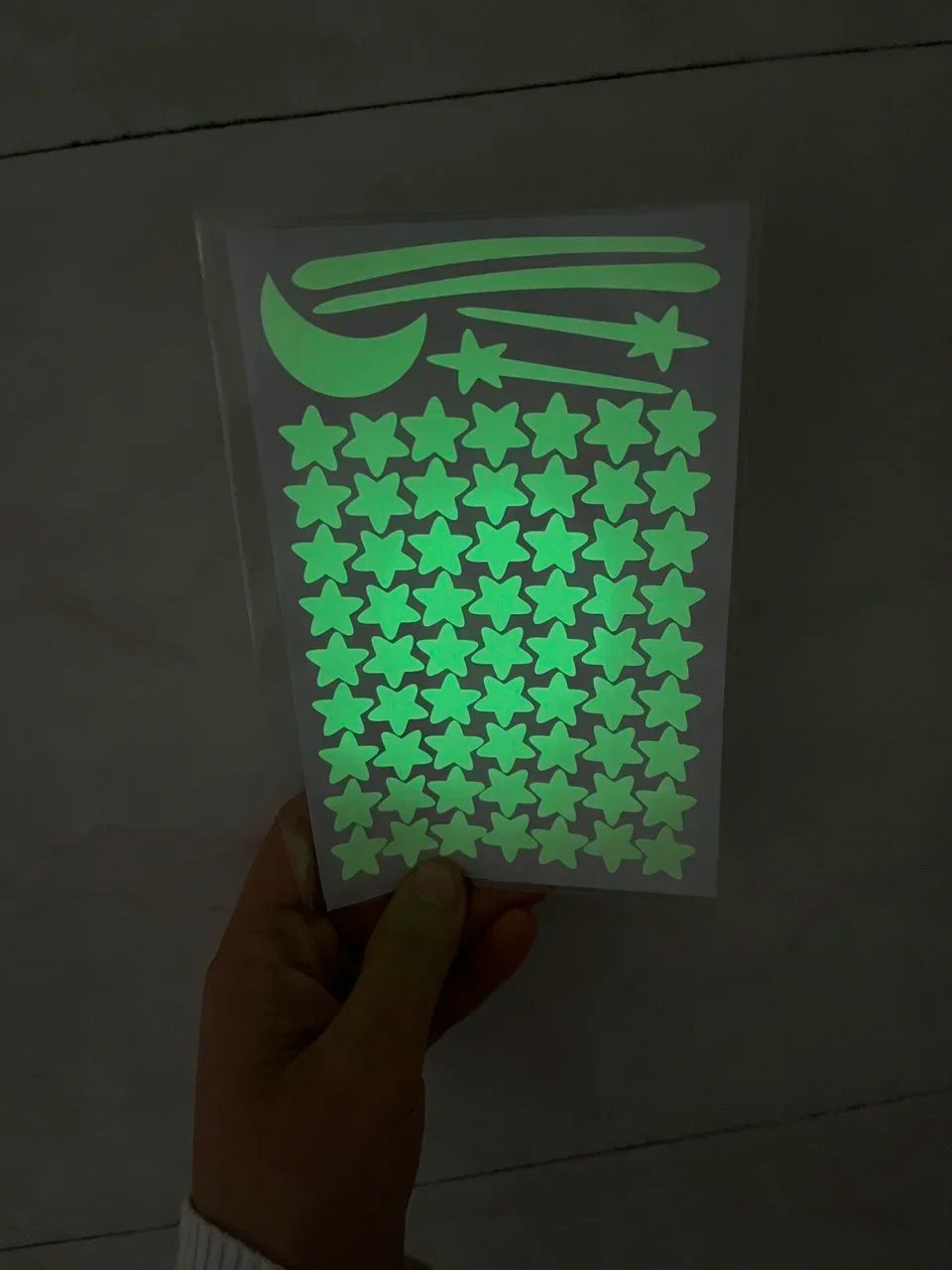 Luminous Moon Stars Wall Stickers for Kids room Bedroom Decor Glow in the dark Earth Wall Decals Noctilucent Stickers Home Decor