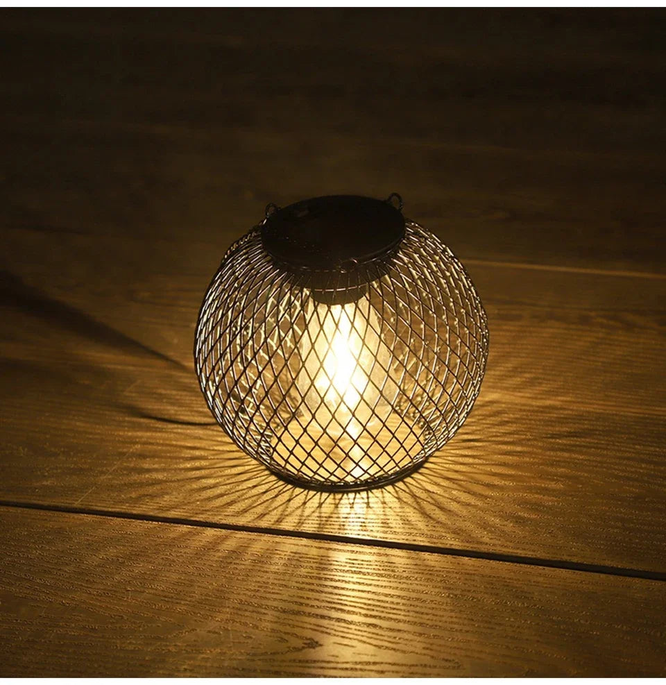 Outdoor Solar Iron Lantern Led Solar Lights Waterproof Decorative Hanging Lights for Tree Garden Yard Patio Pathway Dusk-to-dawn