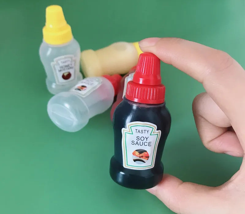 4/8pcs Mini Condiment Squeeze Bottles 25ml Honey/Ketchup/Soy Sauce/Salad Dressing Dispensers Lunchbox Squeezable Containers Jars
