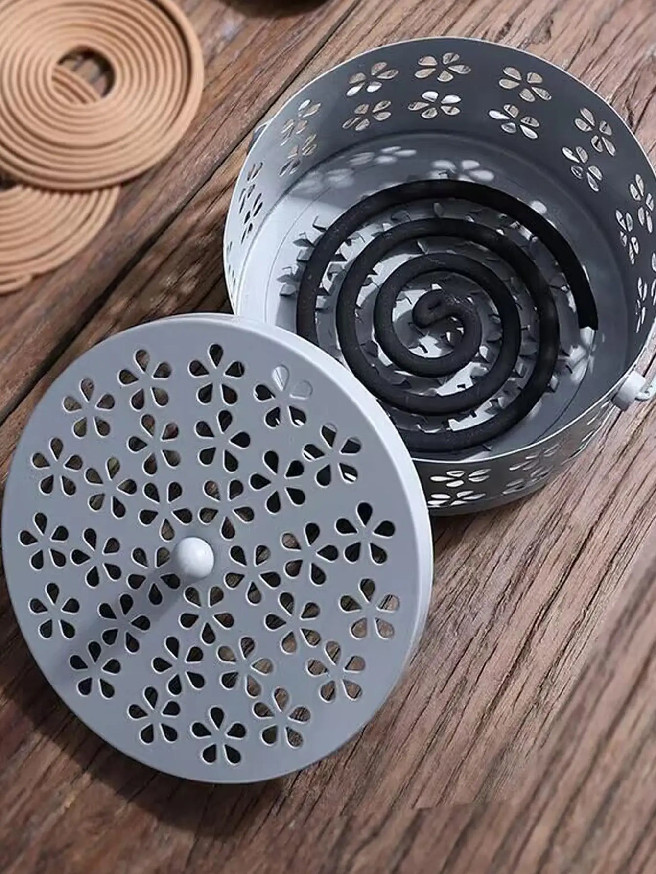 Mosquito-repellent fireproof mosquito-repellent household with cover wrought iron sandalwood mosquito incense burner