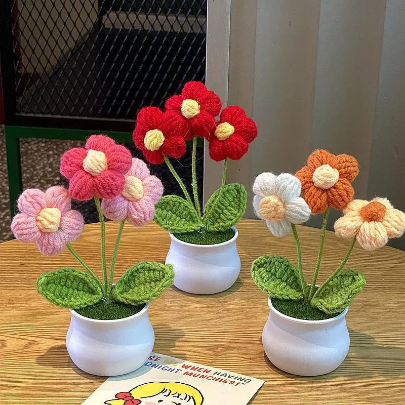 DIY Handwoven Mini Potted Flower Rose Office Desktop Ornamental Potted Plants Woolen Thread Finished Product Home Decoration