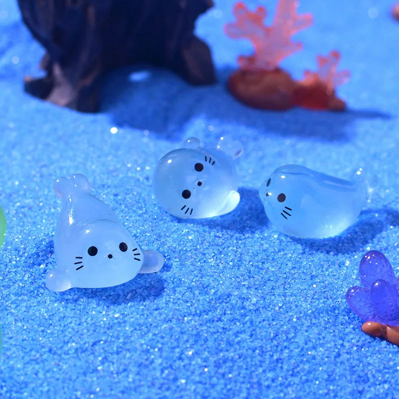 10/20/50pcs Kawaii Luminous Mini Seal Pup Resin Glow At Night Marine Animal Figurines Ornament Fairy Garden DIY Accessories