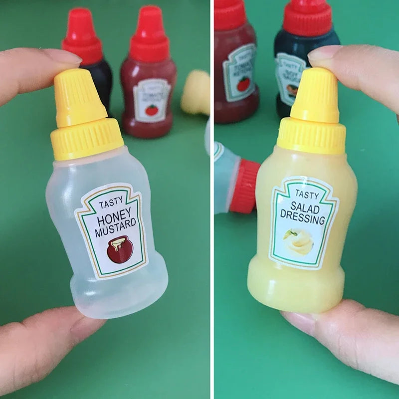 4/8pcs Mini Condiment Squeeze Bottles 25ml Honey/Ketchup/Soy Sauce/Salad Dressing Dispensers Lunchbox Squeezable Containers Jars