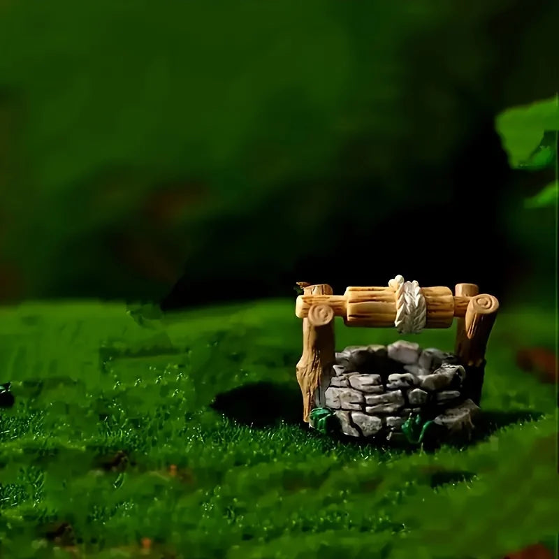 A Miniature Wonderland Well Statue - Handmade Resin Collection Micro Landscape Decoration