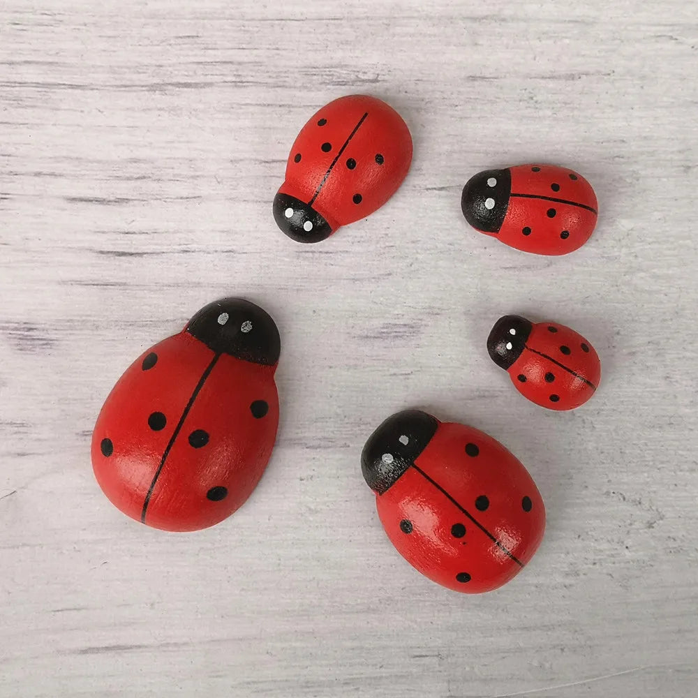 Large Wooden Ladybug Insect Animal Wood Craft DIY Accessories Miniature Fairy Garden Decoration