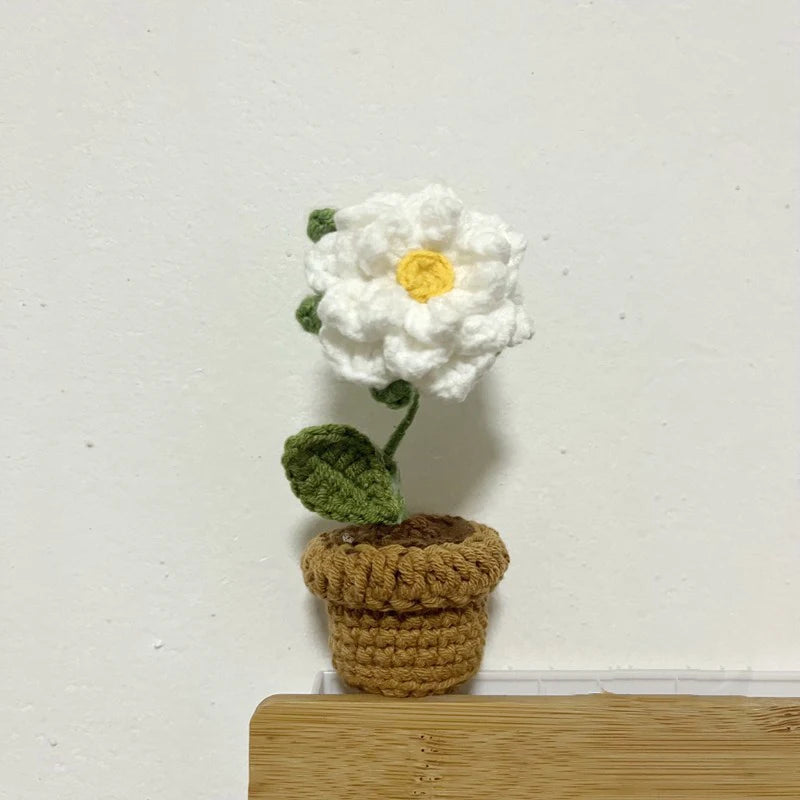 DIY Handwoven Mini Potted Flower Rose Office Desktop Ornamental Potted Plants Woolen Thread Finished Product Home Decoration