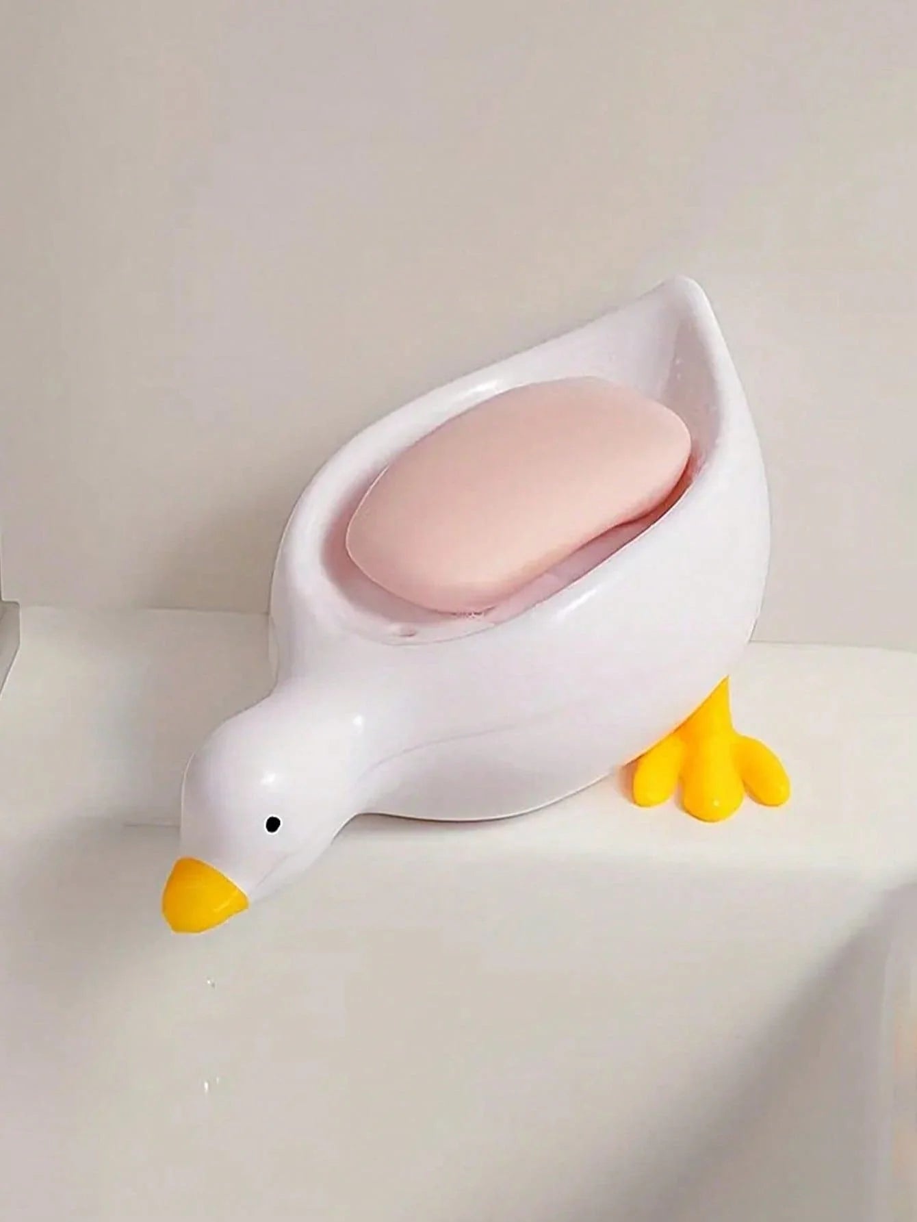 1Pc White Duck-Shaped Soap Rack, Plastic Material, Suitable for Kitchen and Bathroom Countertop Storage Box, Non-Slip Drain Soap Dish Container Bathroom Accessories